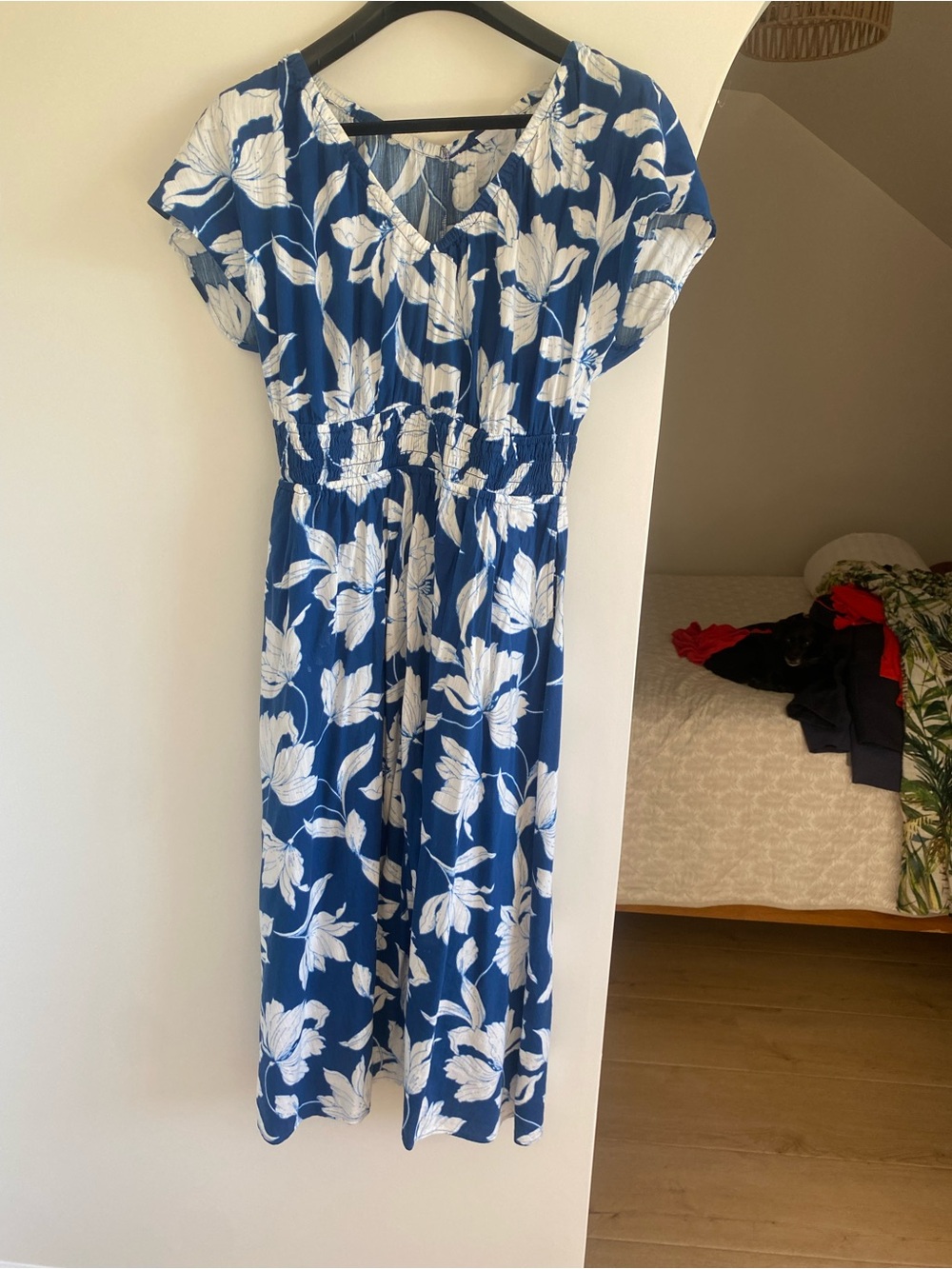 GAP Blue and White Floral Midi Dress